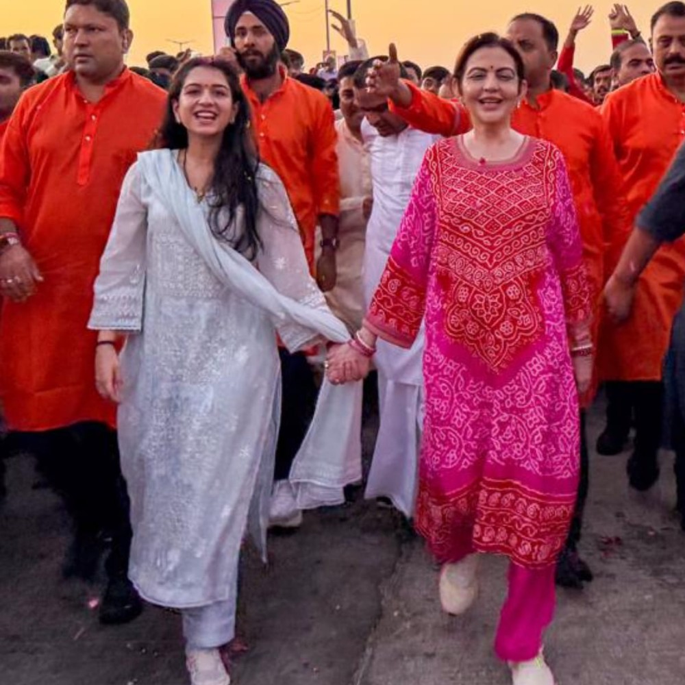 Radhika Merchant and Nita Ambani serve Saas-Bahu fashion goals in Bandhani and Chikankari suits to celebrate Ram Navami 