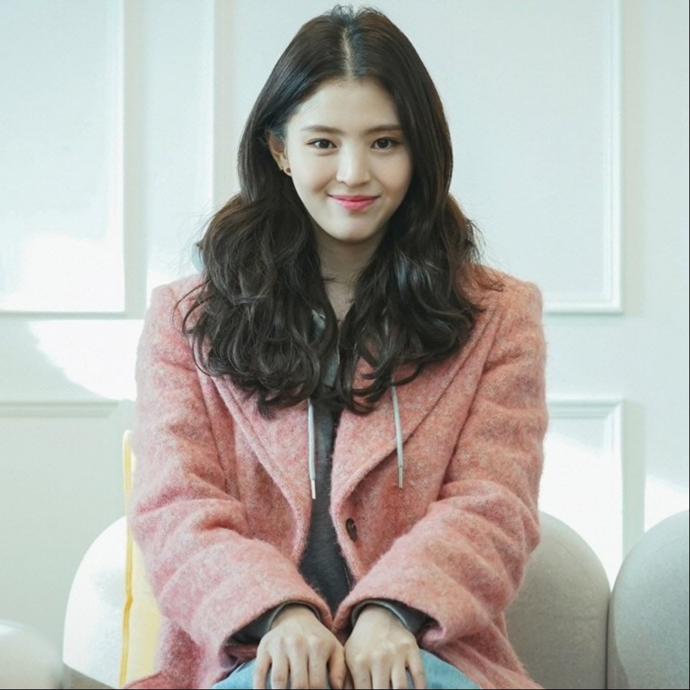 'Experiences that were not worth it': Han So Hee seemingly jabs at Ryu Jun Yeol relationship and Hyeri drama in new update