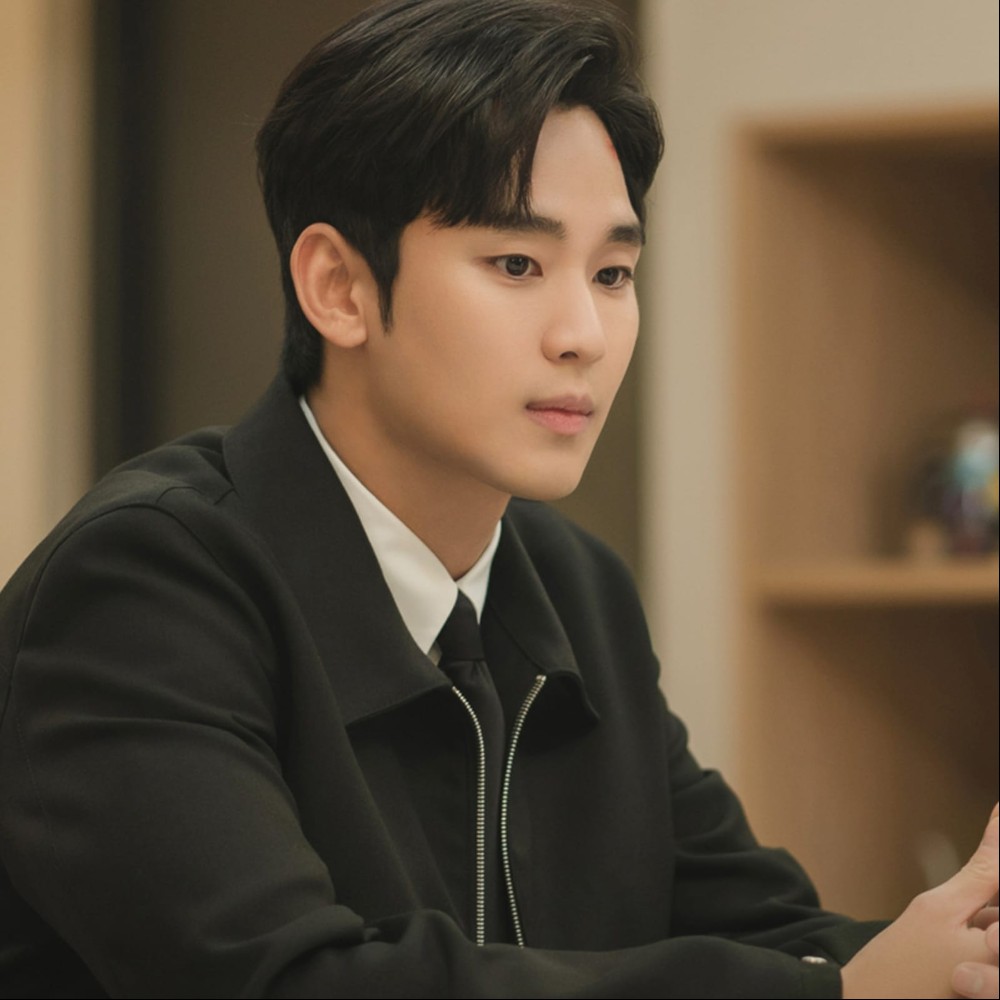 Did Kim Soo Hyun wear wig at press conference on Kim Sae Ron row? Netizens point out THIS