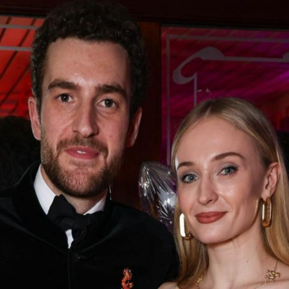 Sophie Turner Unfollows Boyfriend Peregrine Pearson on Instagram; Sparks Split Rumors