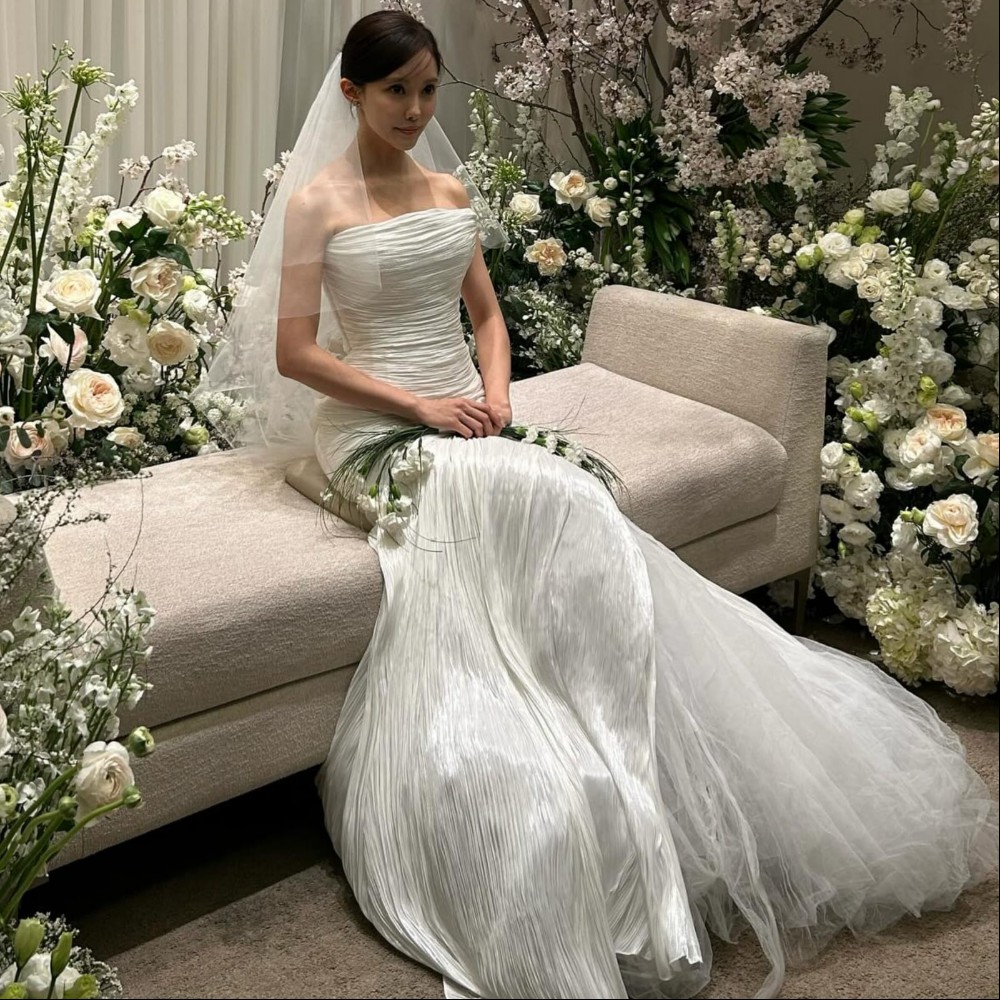PICS: T-ara’s Hyomin's dreamy wedding with non-celebrity partner attended by Lee Dong Wook, Im Siwan, and more