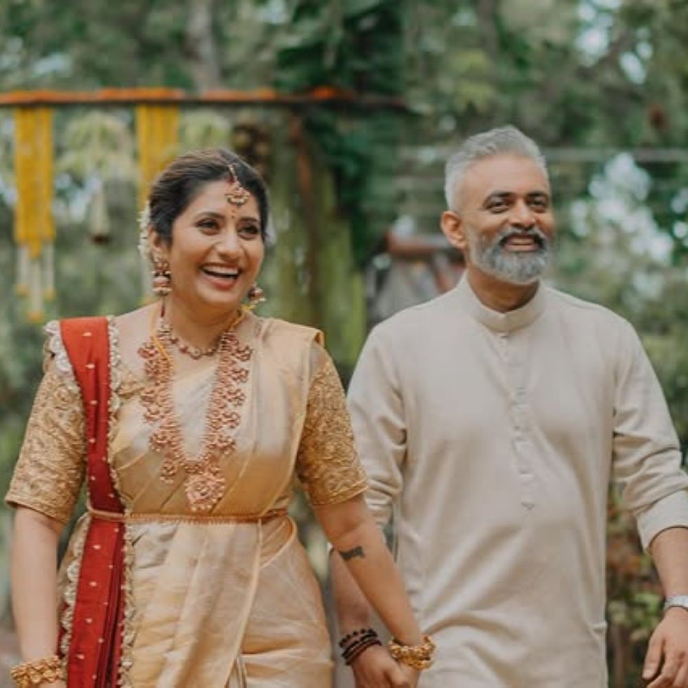 Bigg Boss runner-up Priyanka Deshpande marries 10 years older groom DJ Vashi Sachi; netizens ask, ‘60th wedding anniversary?’
