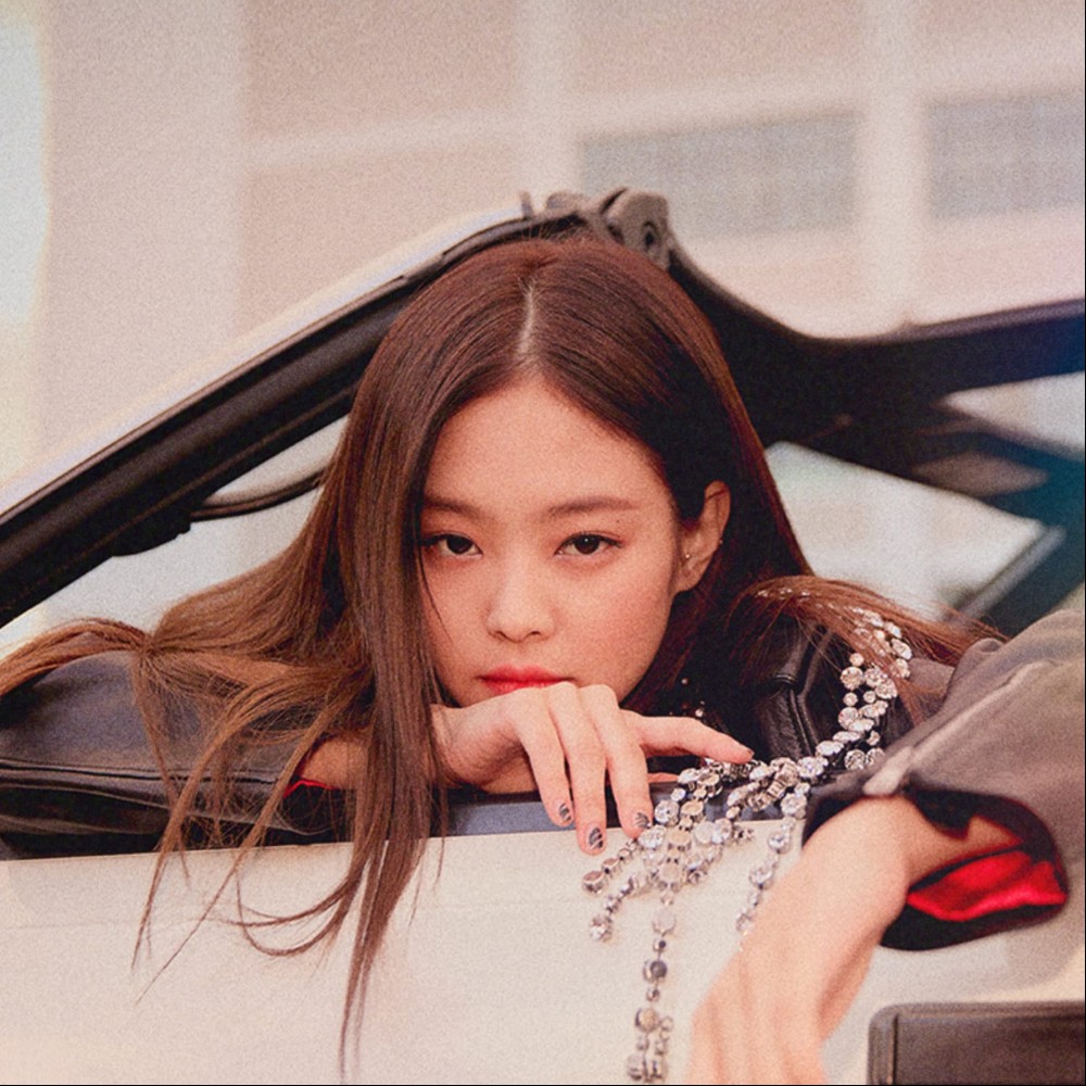 BLACKPINK’s Jennie takes over Coachella 2025 in blinged-out cowboy look with Rosé, Lisa, and Billie Eilish supporting in audience