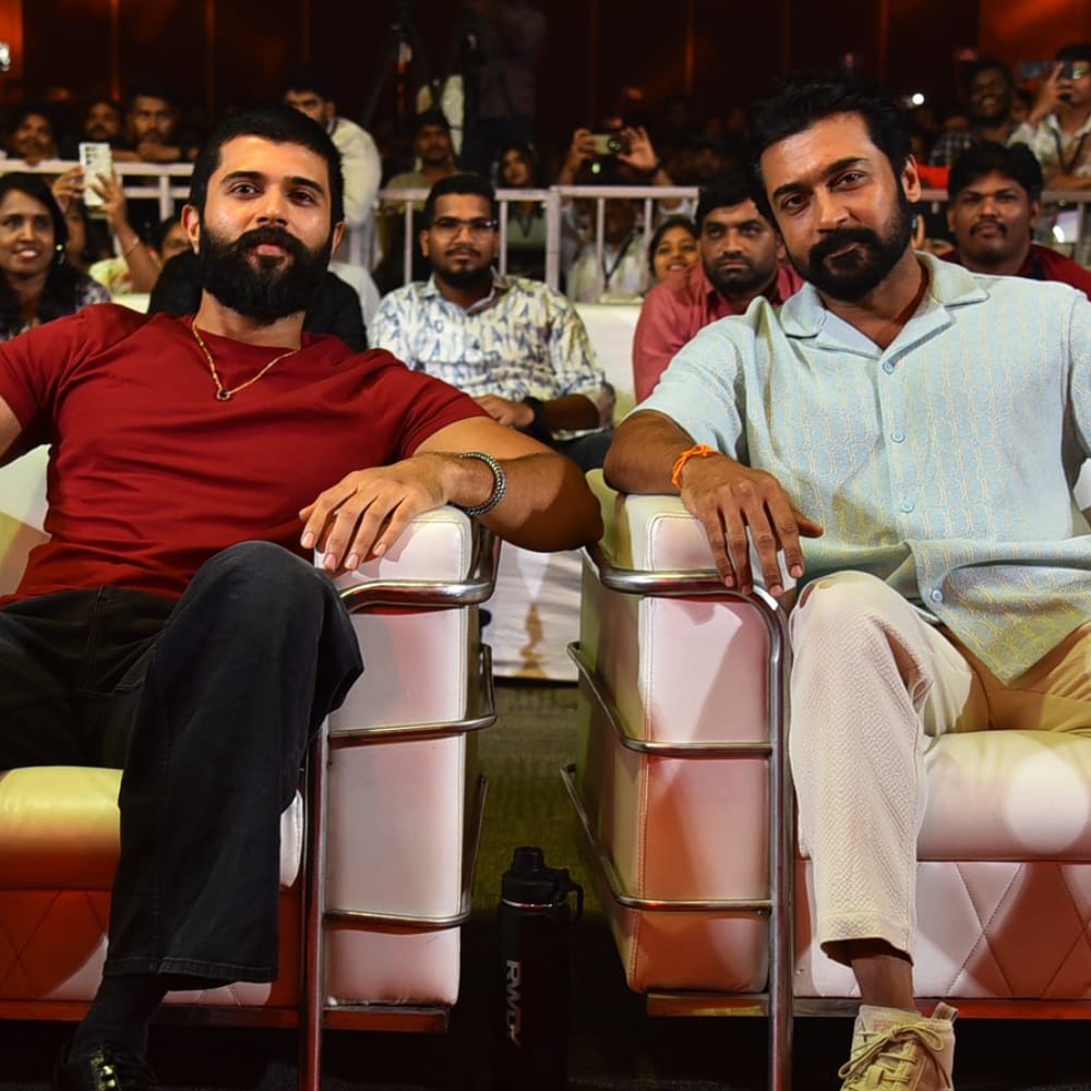 Watch: Vijay Deverakonda patiently waits for Suriya to arrive before getting into car after Retro pre-release event