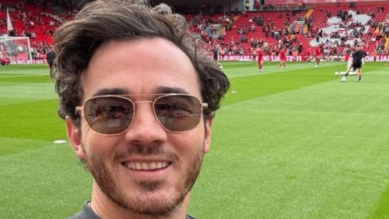 Kevin Jonas (Instagram) What is Kevin Jonas' real name?