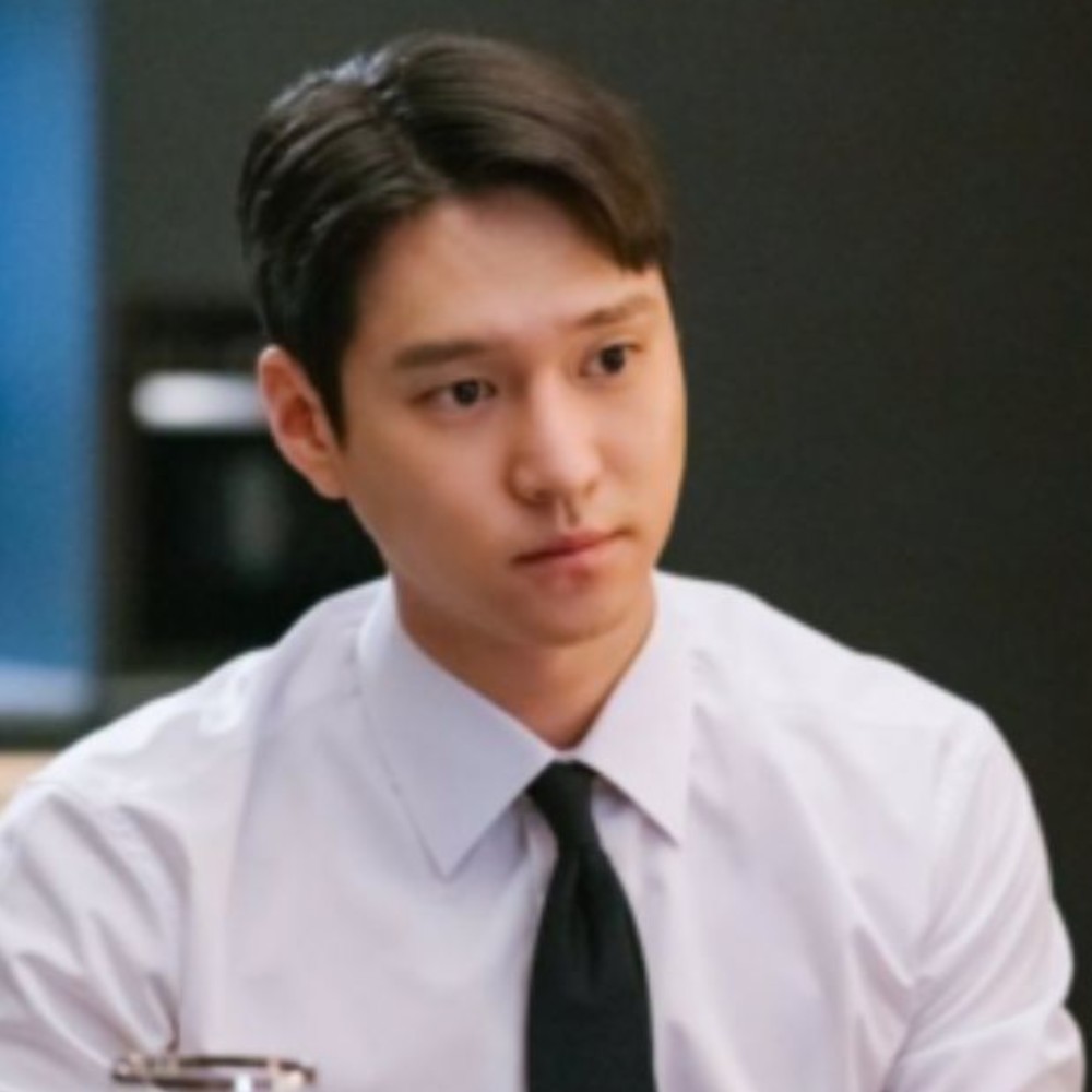 Miss Undercover Boss: Go Kyung Pyo in talks to play Park Shin Hye’s boss in office comedy, know plot and character details