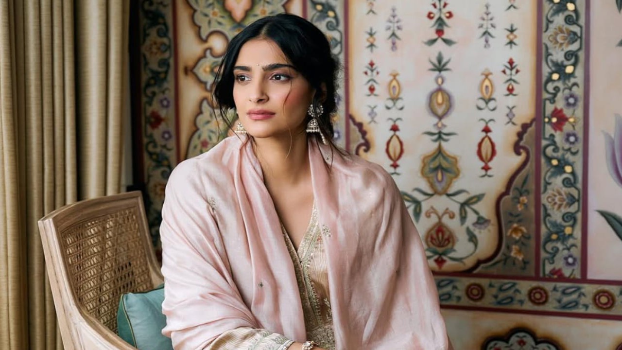Sonam Kapoor 