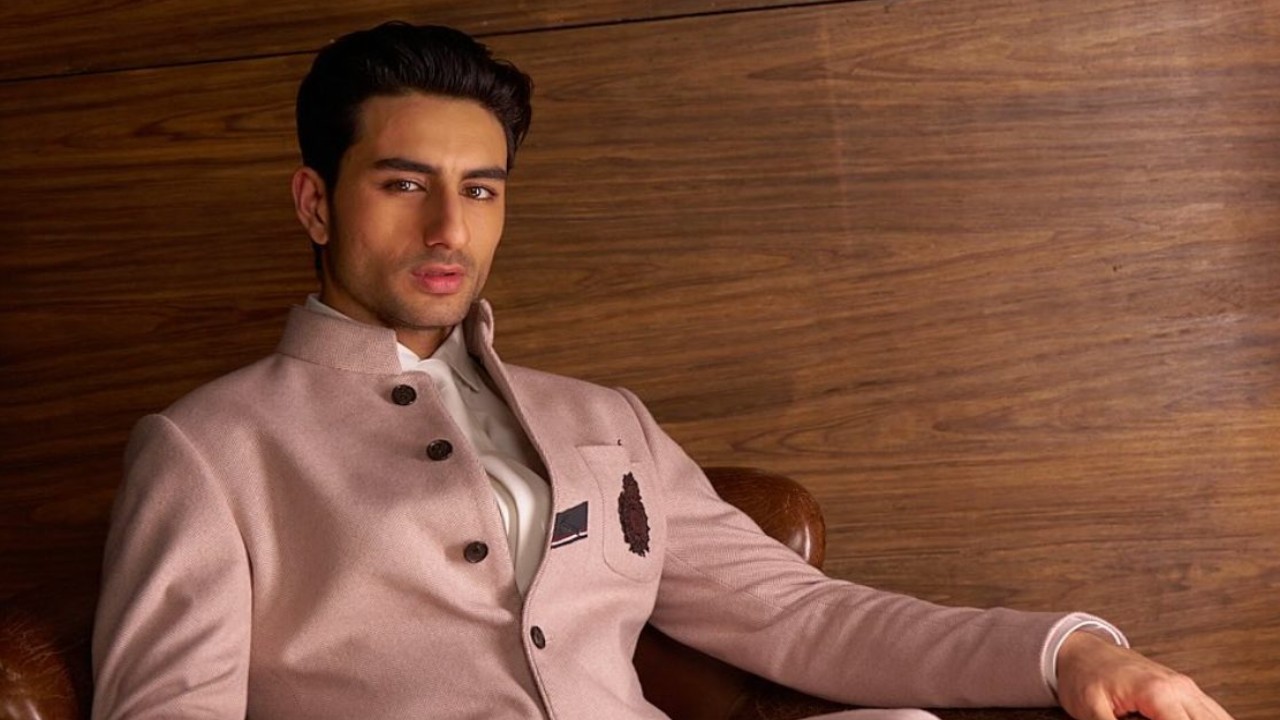 Picture Courtesy: Ibrahim Ali Khan Instagram DYK acting wasn’t Ibrahim Ali Khan’s first career choice? Hint - It has special connection to grandfather Mansoor Ali Khan