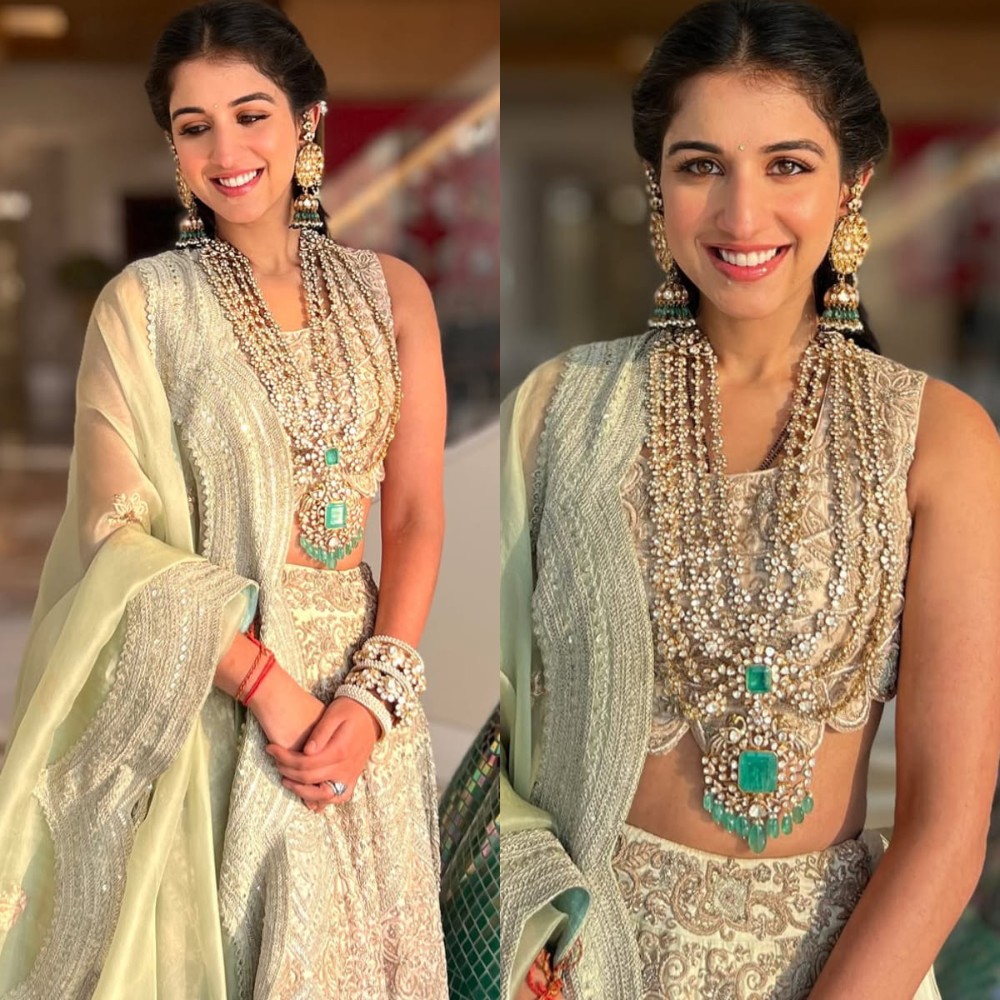 Radhika Merchant repeats her wedding necklace with Anamika Khanna’s pastel green lehenga and exudes elegance 