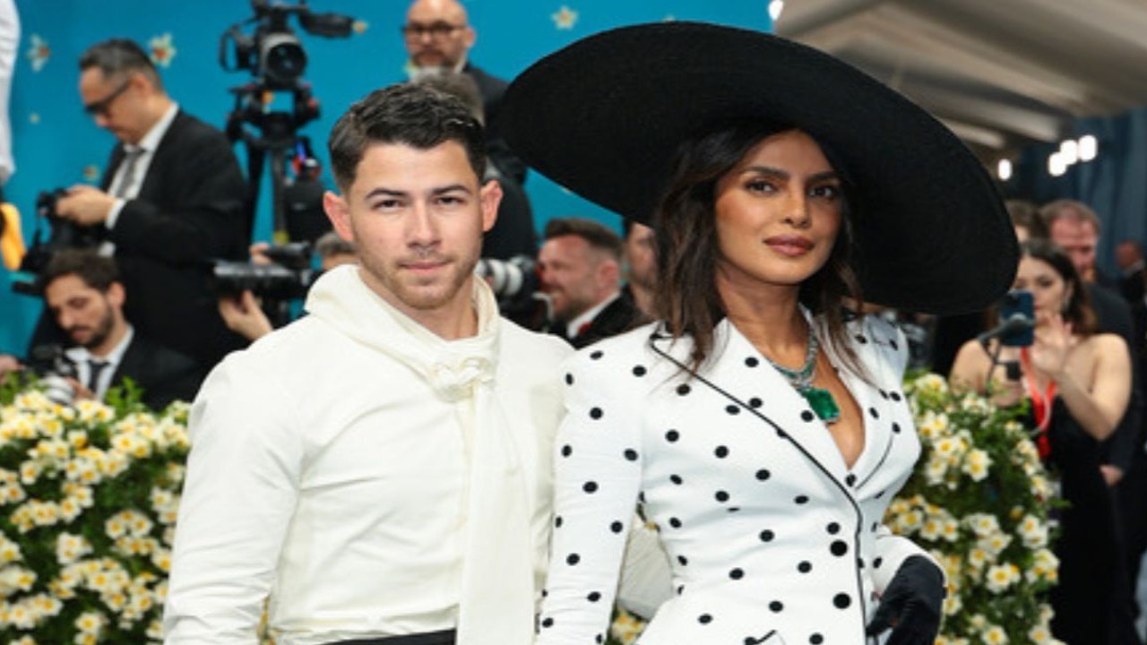 Nick Jonas and Priyanka Chopra (CC: Getty image) Nick Jonas and Priyanka Chopra (CC: Getty image)