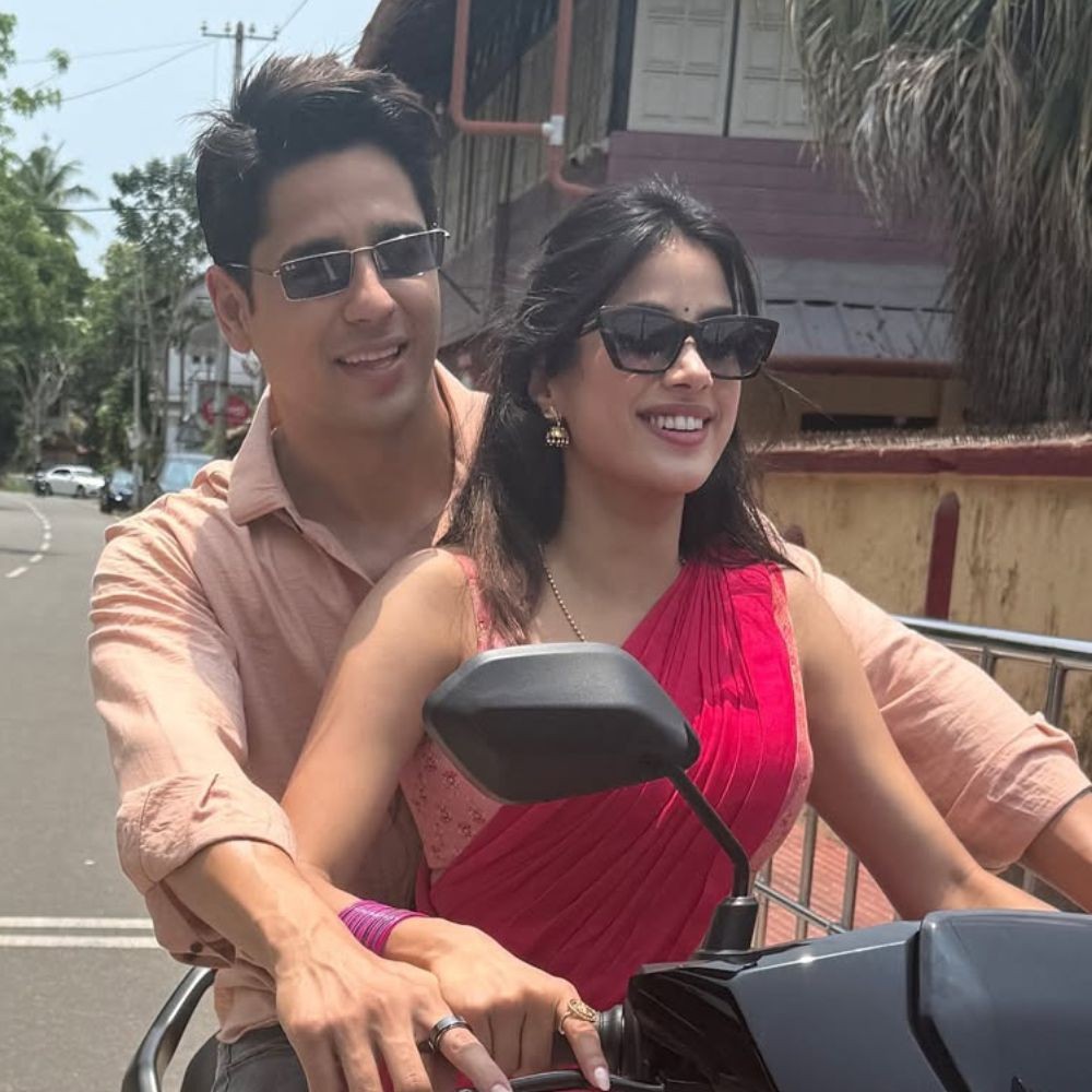 Bollywood Newswrap, May 23: Paresh Rawal rejoins Hera Pheri 3? Janhvi Kapoor-Sidharth Malhotra's Param Sundari teaser drop and more
