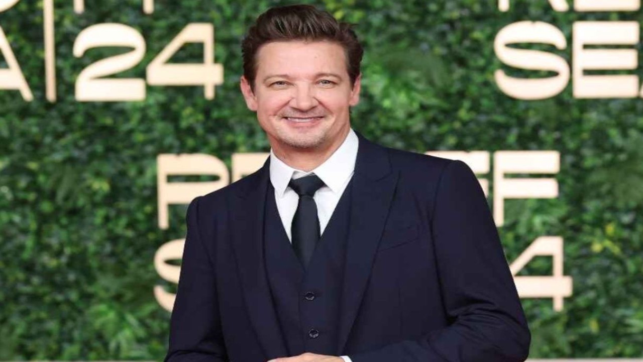 Jeremy Renner (CC: Getty images) Jeremy Renner (CC: Getty images)