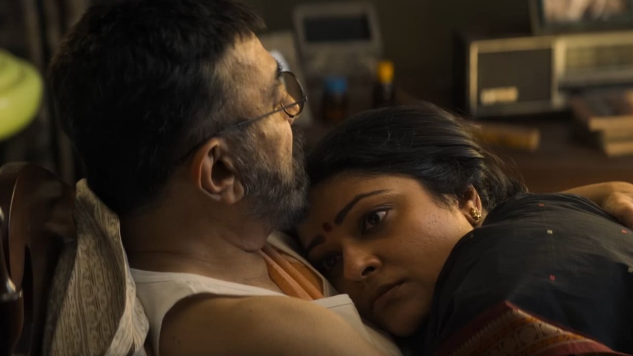 'It is a three-second kiss': Abhirami breaks silence on viral scene with Kamal Haasan in Thug Life (PC: Saregama Tamil YouTube) Saregama Tamil YouTube