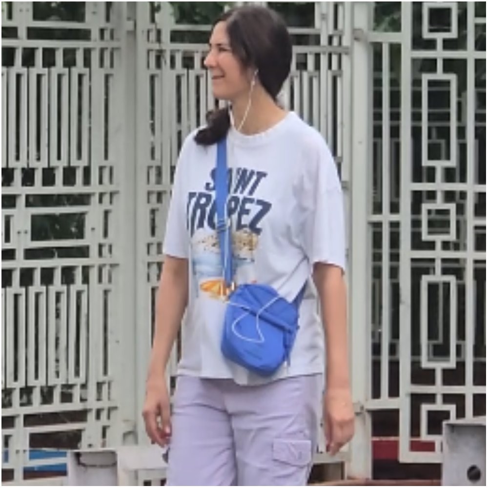 Aamir Khan’s GF Gauri Spratt’s reaction upon spotting paps is all of us running away from work on weekends; WATCH