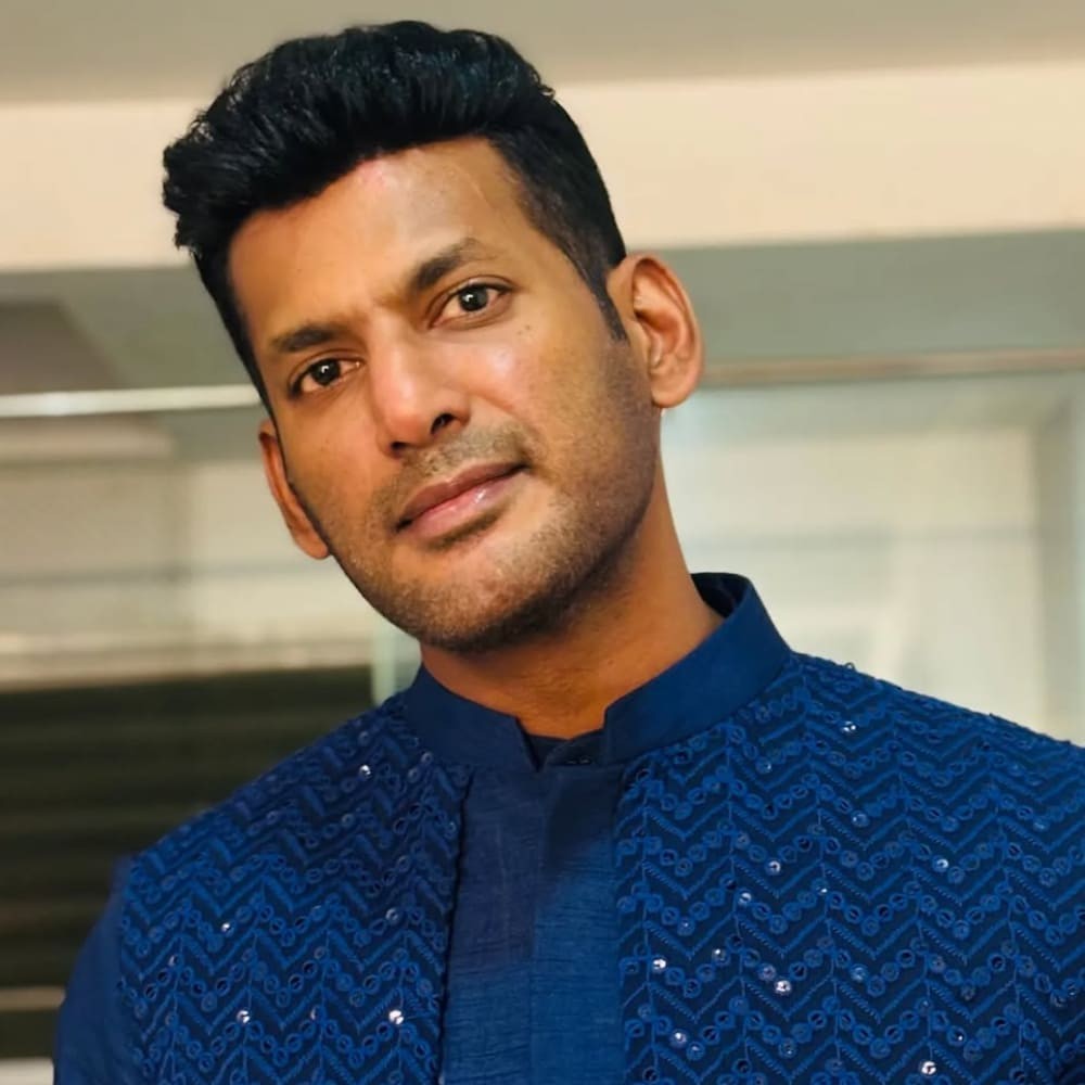 What happened to Tamil actor Vishal who collapsed on stage during live event in Tamil Nadu?