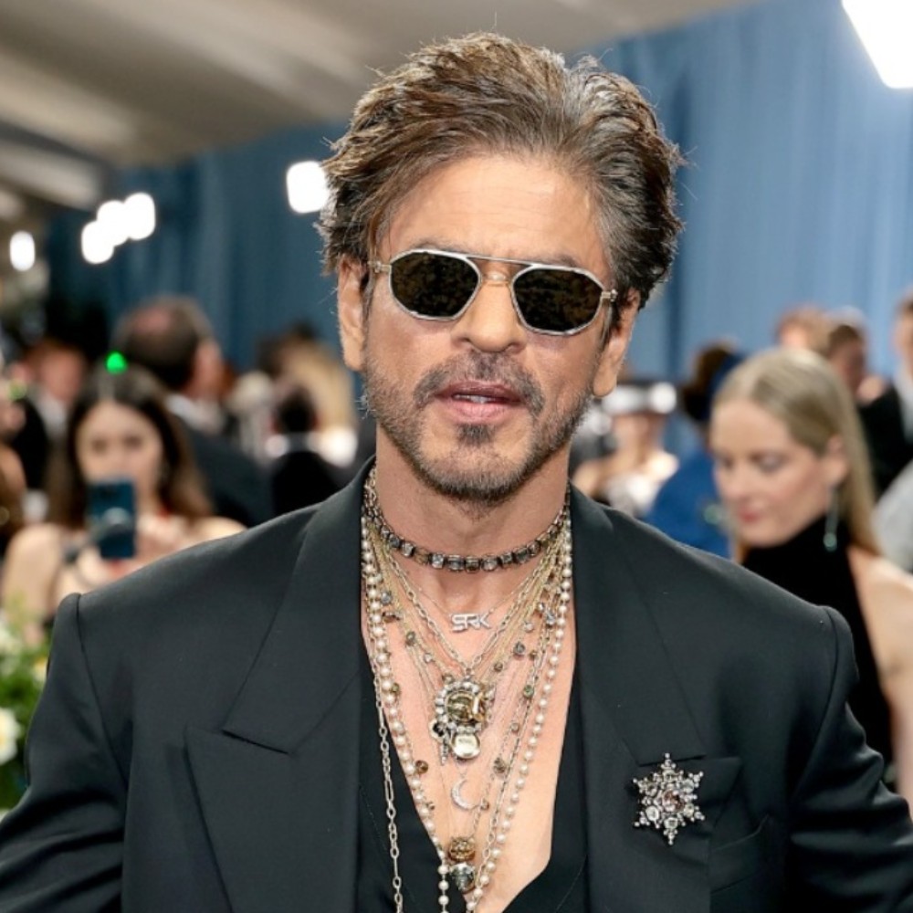 Shah Rukh Khan striking his signature pose at MET Gala 2025 proves he is here to slay and rule: PICS inside