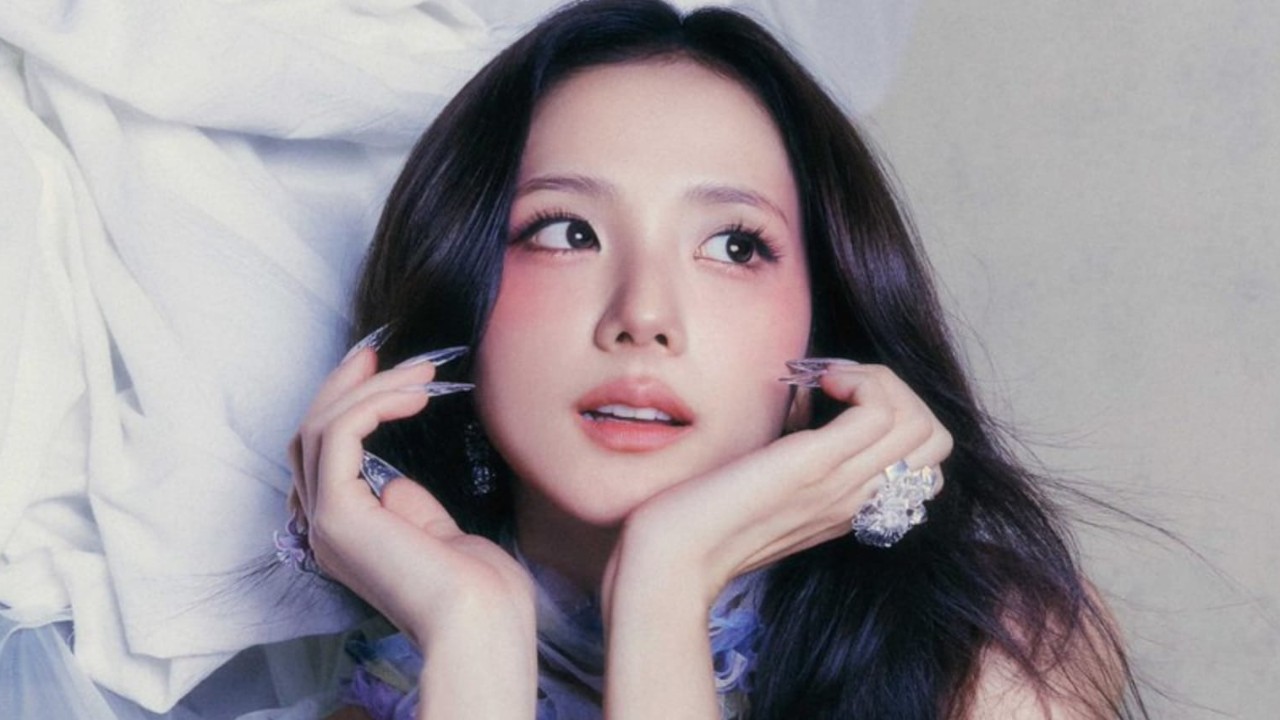Jisoo: Courtesy of Blissoo Jisoo: Courtesy of Blissoo
