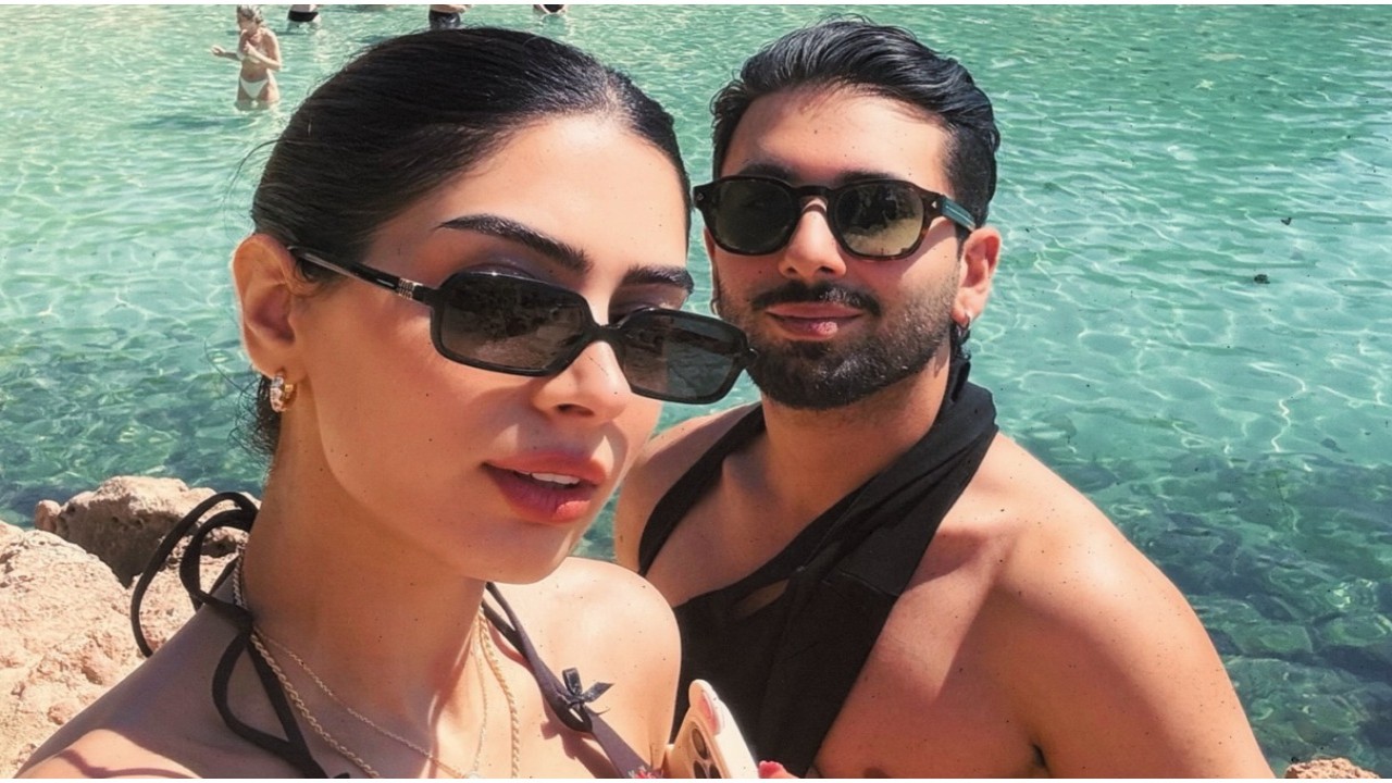 Orry spitting through Khushi Kapoor’s heart is not what we expected to see (Pic Courtesy: Khushi Kapoor Instagram) Orry spitting through Khushi Kapoor’s heart is not what we expected to see on our feed; WATCH to believe