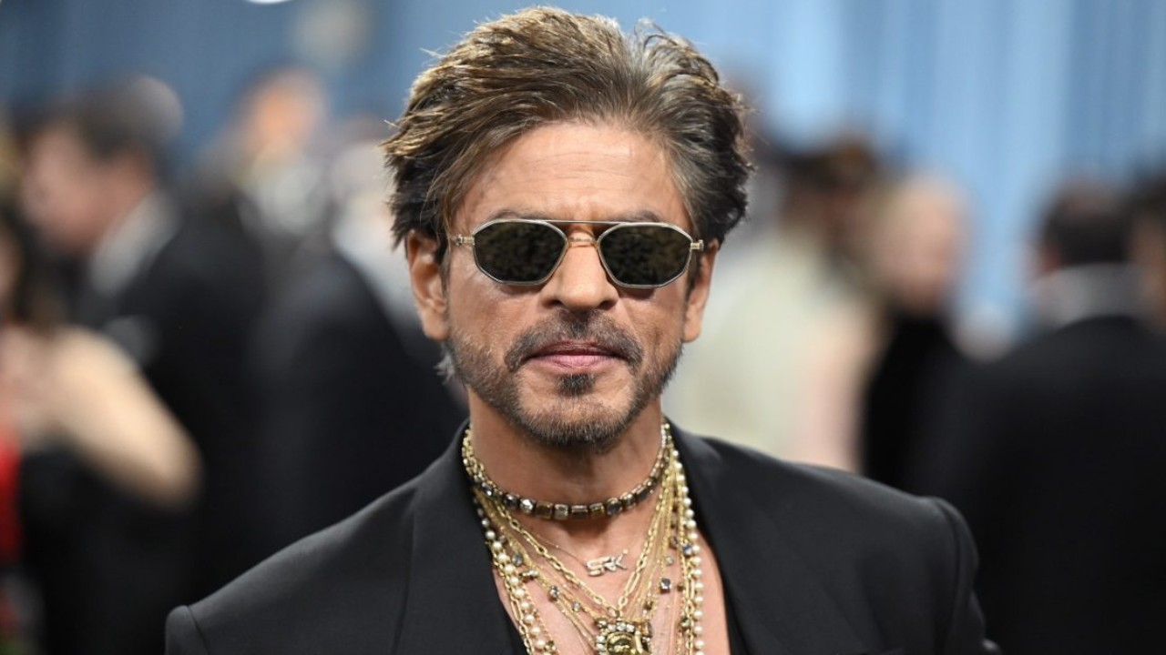 Picture Courtesy: Getty Images FACT CHECK: Did foreign media really snub Shah Rukh Khan at MET Gala 2025? Here's what actually happened