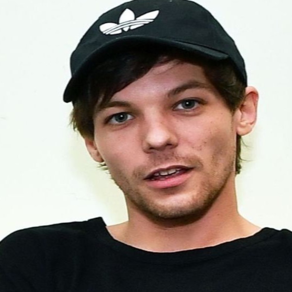 One Direction’s Louis Tomlinson Whisks Girlfriend Zara McDermott Away; Find Out Secret Getaway Location