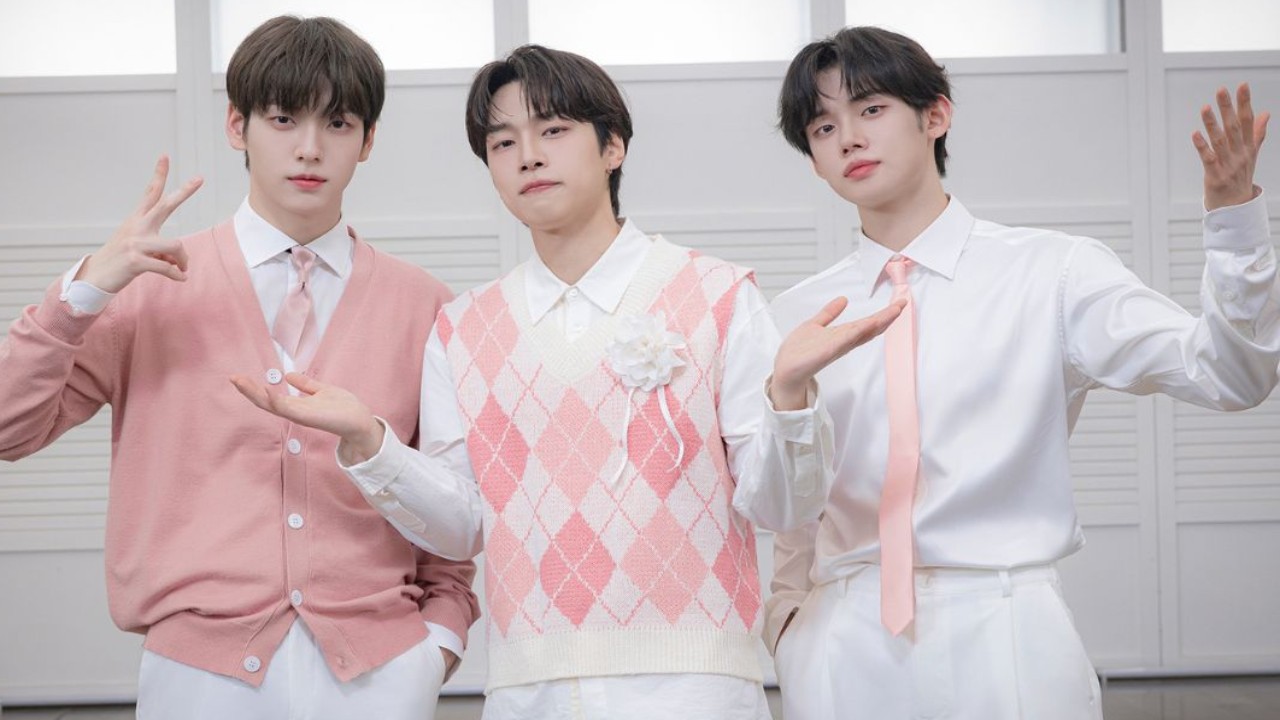 HYBE is being criticized despite TXT's Resident Playbook OST's success and it's not wha...