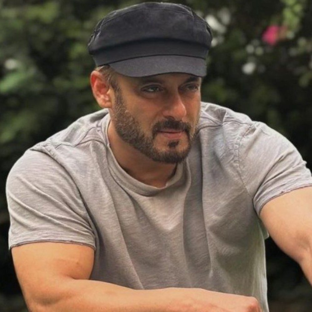 Is Salman Khan moody or unpredictable on sets? Co-star Mukesh Rishi weighs in: ‘Over time, life changes…’