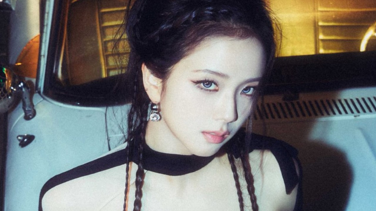 Jisoo: Courtesy of Blissoo Jisoo: Courtesy of Blissoo