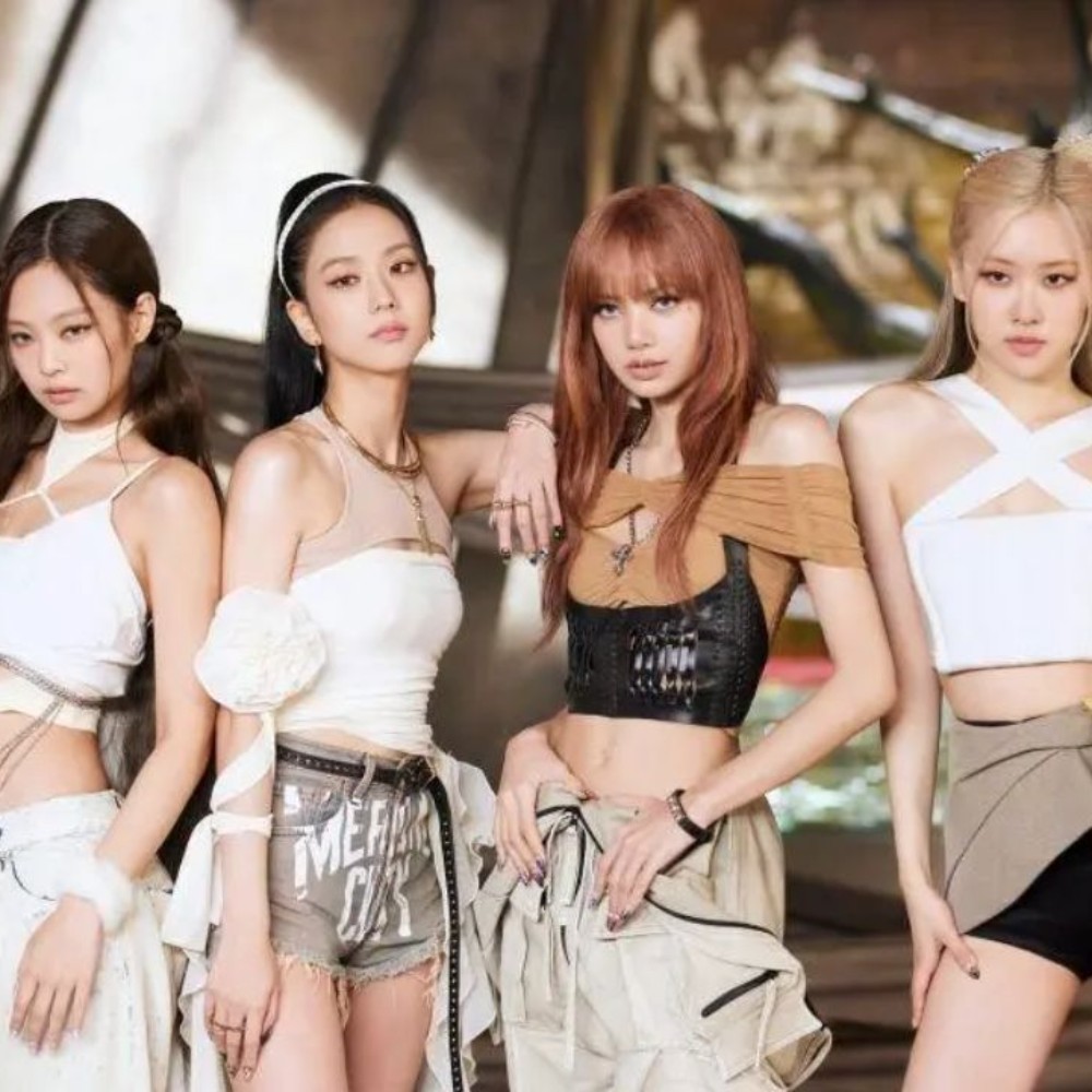 BLACKPINK's Rosé says Jennie, Lisa and Jisoo are returning to each other with 'good energy' for DEADLINE World Tour