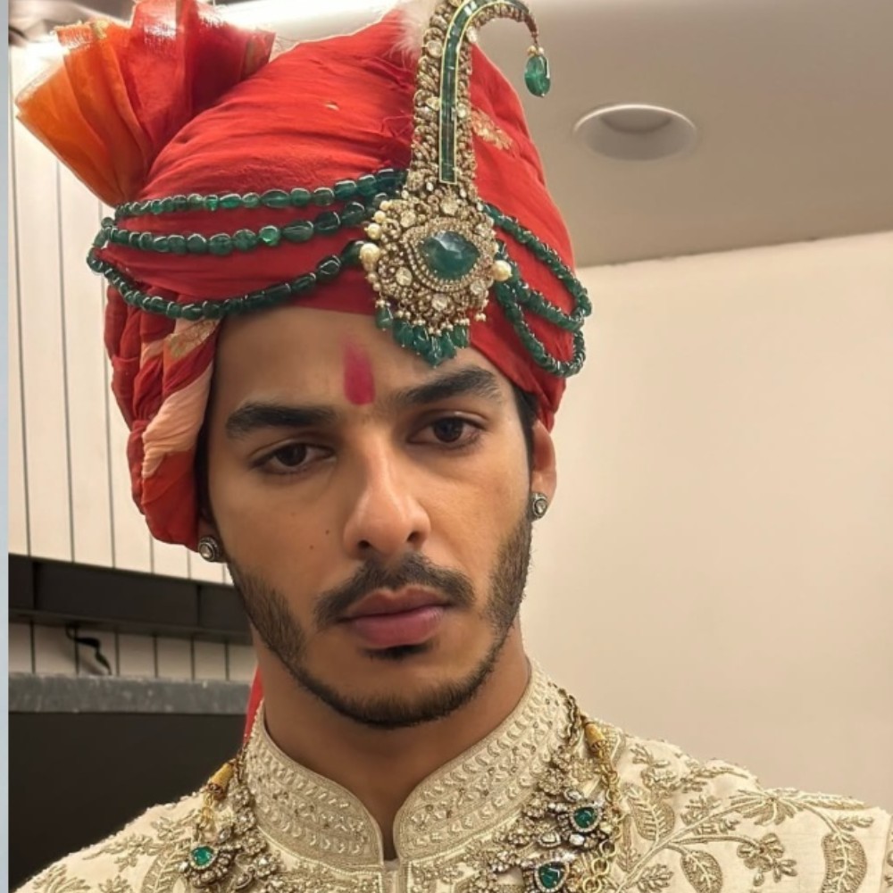Rebel with a heart of gold: 5 signs your personality matches with Ishaan Khatter's Maharaja Aviraaj from The Royals