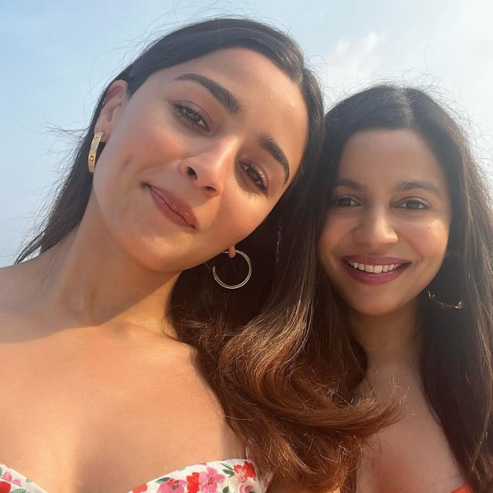 Bollywood Newswrap, May 19: Alia Bhatt bonds with Shaheen’s BF Ishaan, Kareena Kapoor enjoys private concert by Saif-Taimur Ali Khan