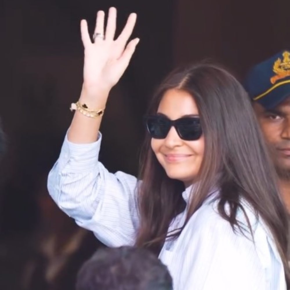 Bollywood Newswrap, May 15: Anushka-Virat head to next destination from Mumbai; Boney Kapoor on Diljit Dosanjh's exit from No Entry 2