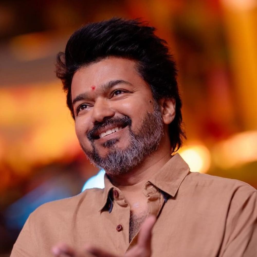 Thalapathy Vijay's fan BREAKS SILENCE on gun being pointed at him by actor's bodyguard: 'If I was shot...'