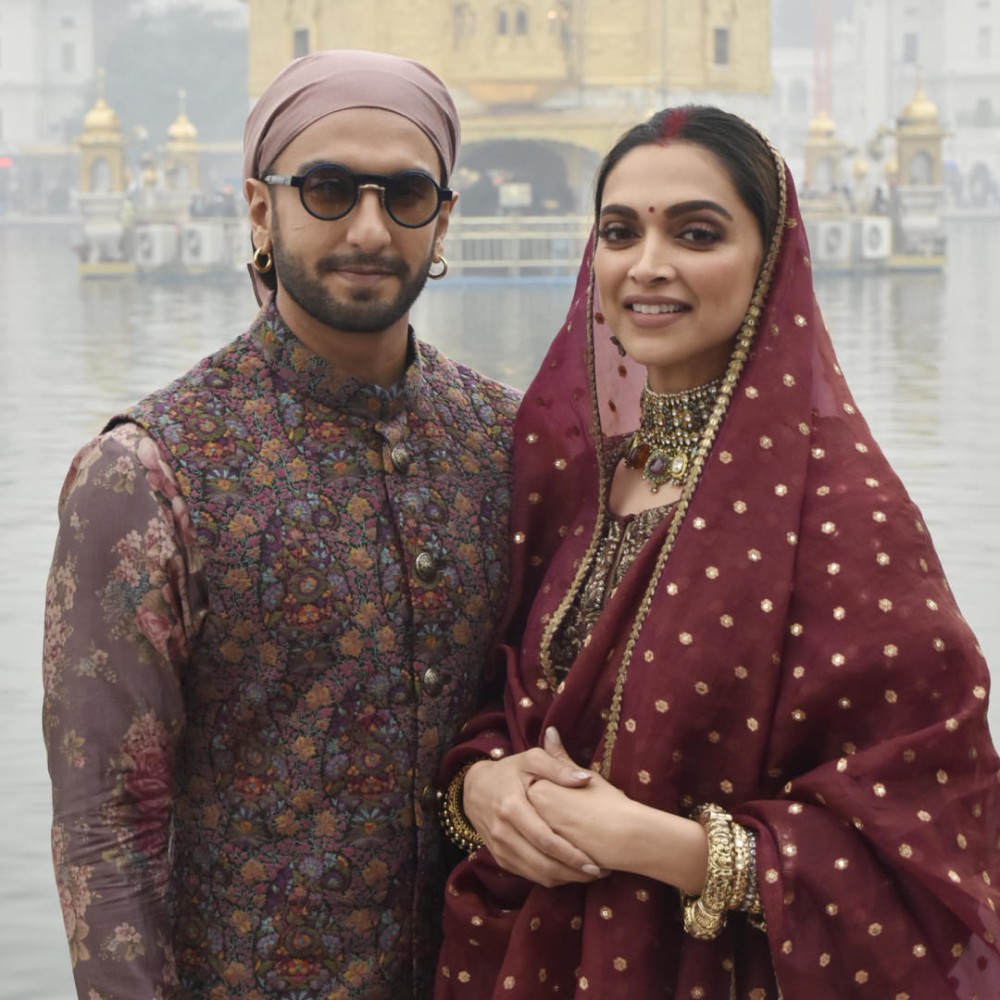 Best wedding anniversary wishes for partners inspired by Kareena Kapoor, Deepika Padukone, Sonam Kapoor and more