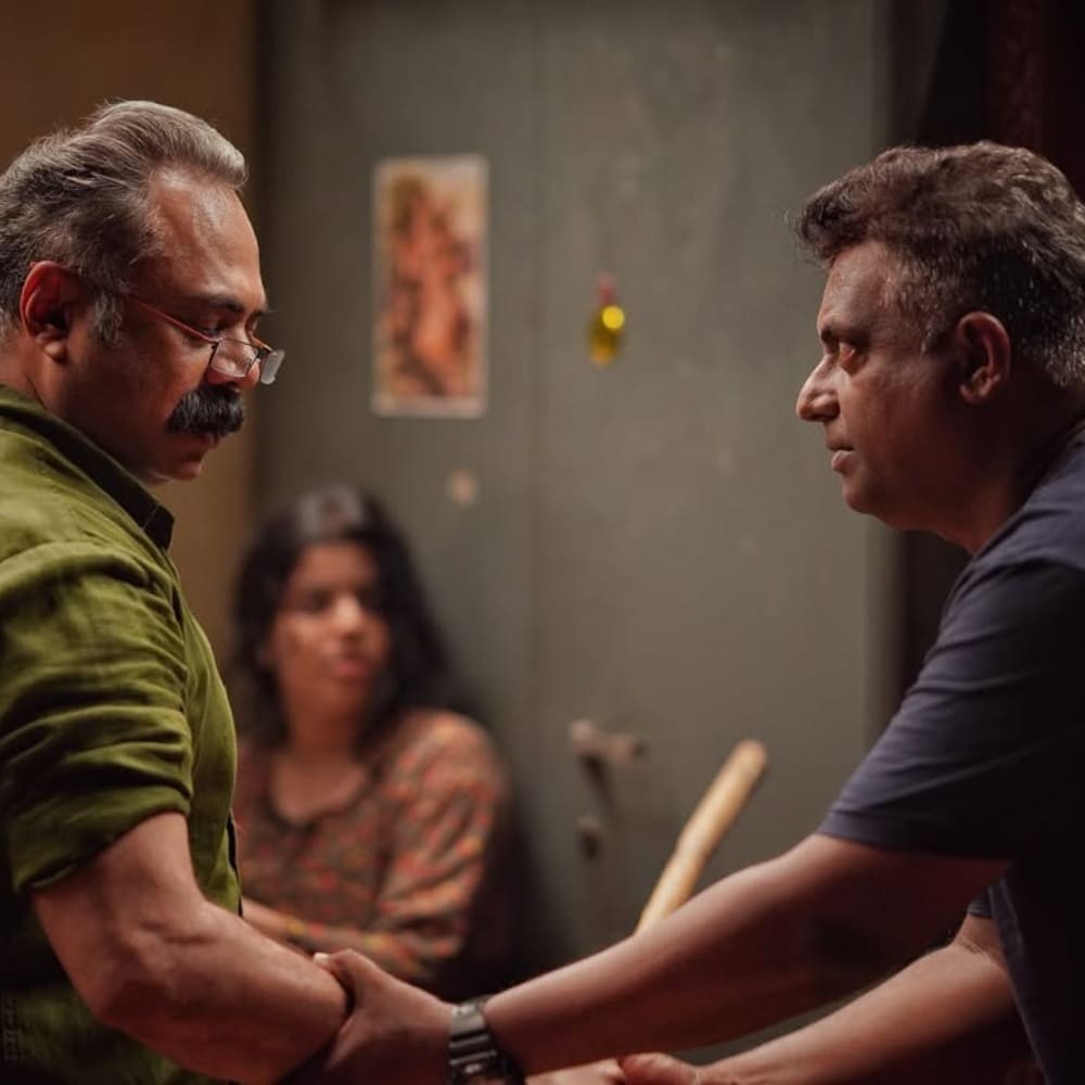 'Can I give you a kiss?' asks Thudarum villain Prakash Varma after co-star Binu Pappu shares cryptic snake post 