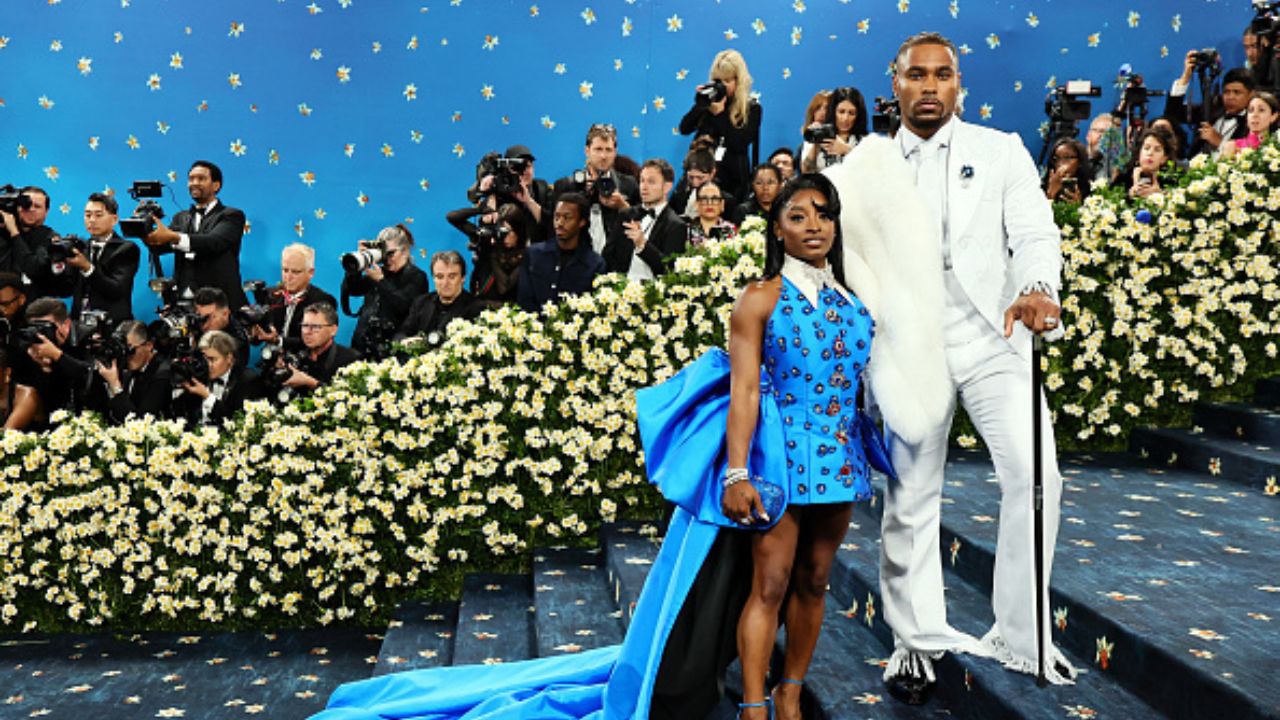 Jonathan Owens and Simone Biles (Getty Images)
