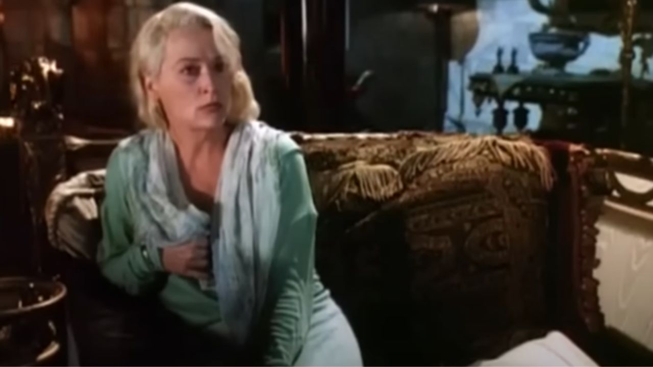 Death Becomes Her  (Youtube)