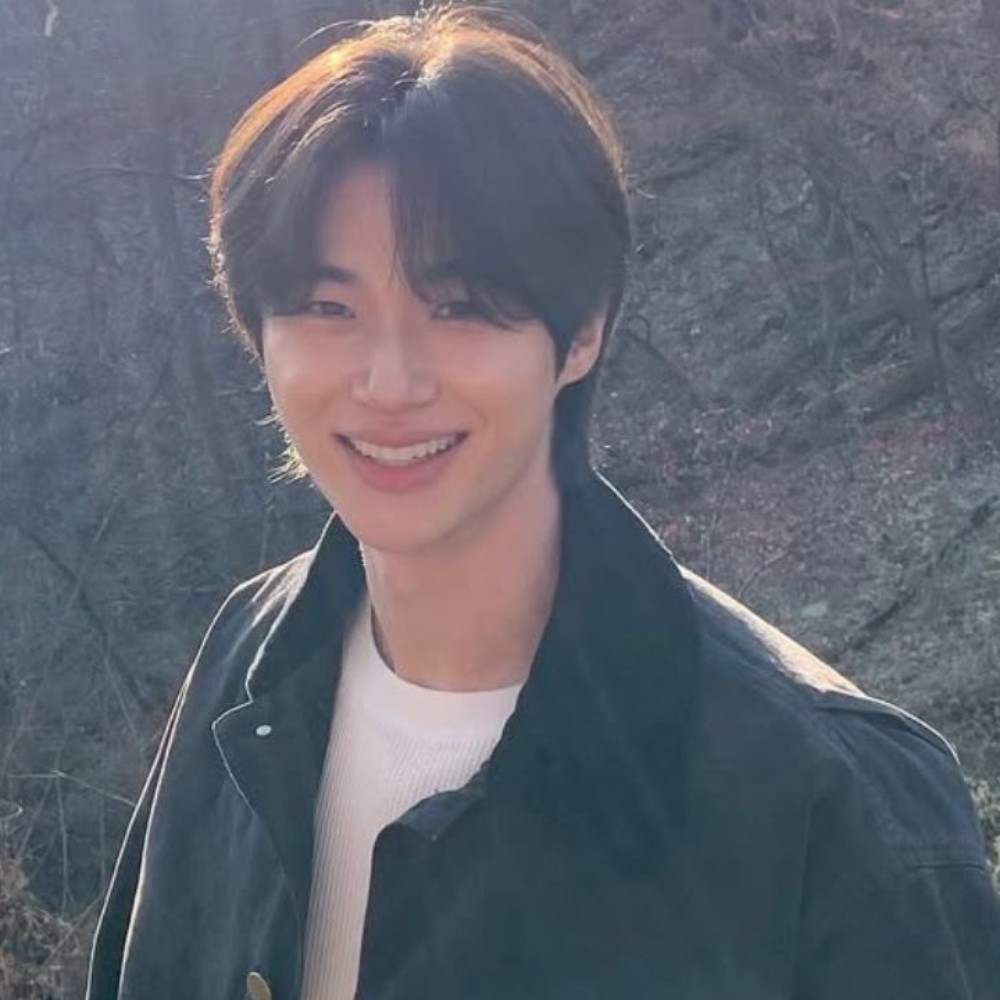 Baeksang Arts Awards: Byeon Woo Seok's adorable reaction to childhood PIC steals spotlight; watch here