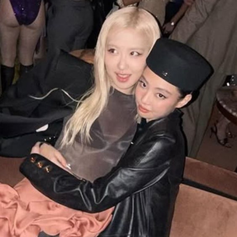 BLACKPINK at Met Gala: Rosé settles down on Jennie's lap in after-party BTS photos; fans demand snap with Lisa