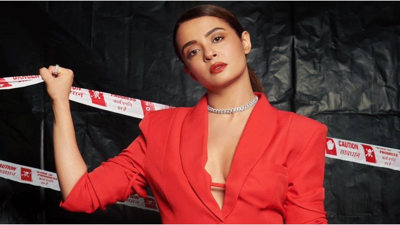 Pic Courtesy: Visual Affairs Photography/ Surveen Chawla Instagram Pic Courtesy: Visual Affairs Photography/ Surveen Chawla Instagram