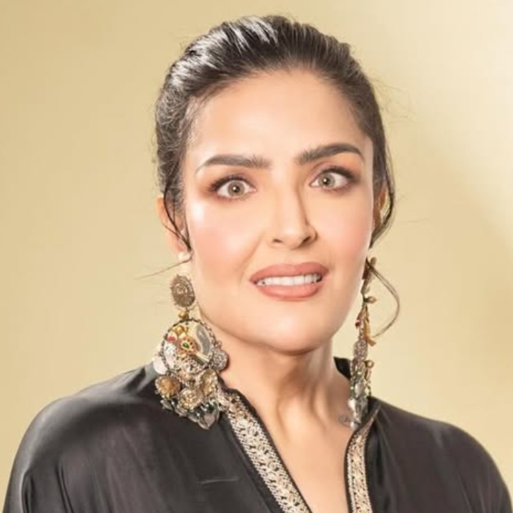 EXCLUSIVE: Hrithik Roshan’s sister Sunaina reveals her ‘face was sagging’ after losing 15 kilos; claims people trolled her: ‘I’ve done Botox’