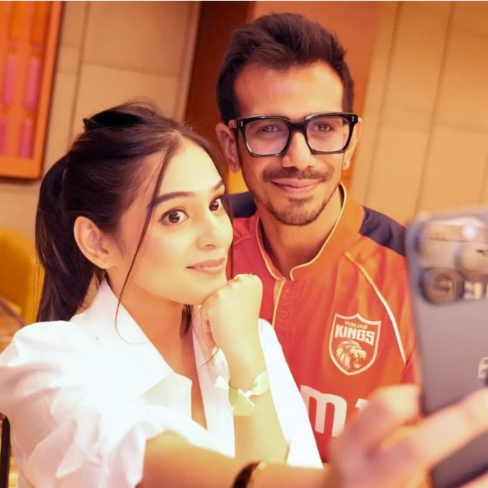 Yuzvendra Chahal’s rumored GF RJ Mahvash turns off comments after predicting PKBS Vs RCB in IPL 2025 finals, we wonder why?