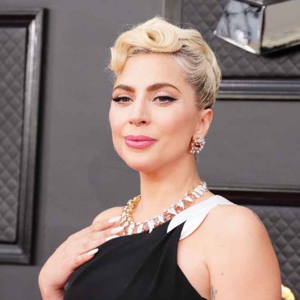 Lady Gaga Beats THIS Record of Shakira to Attract Over 2 Million Fans at Free Brazil Concert on Copacabana Beach
