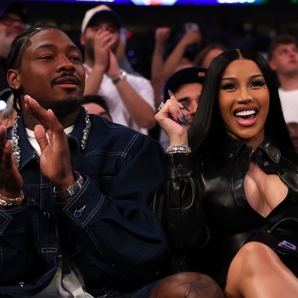 Cardi B and Stefon Diggs Cement Dating Rumors at Basketball Game With Major PDA; PICS