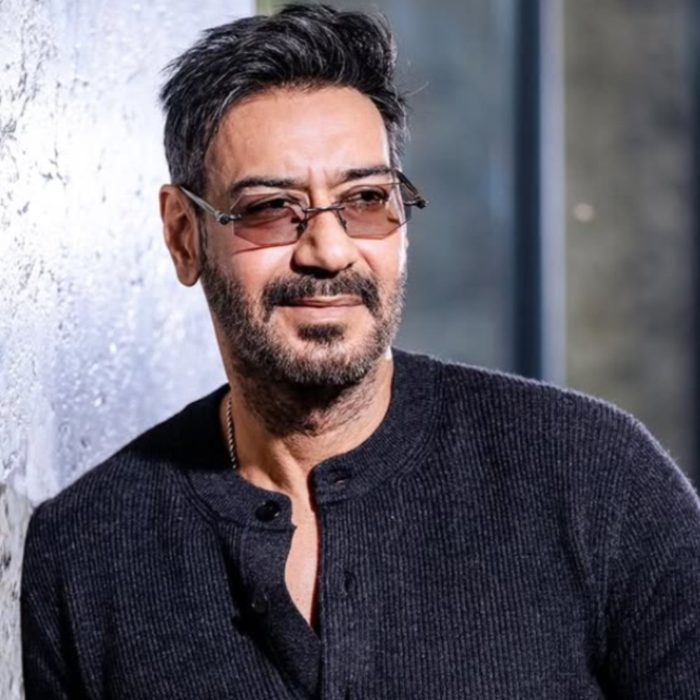 'Woh zameen pe let ke rone lag gaya': When Ajay Devgn recalled a film director started crying during narration