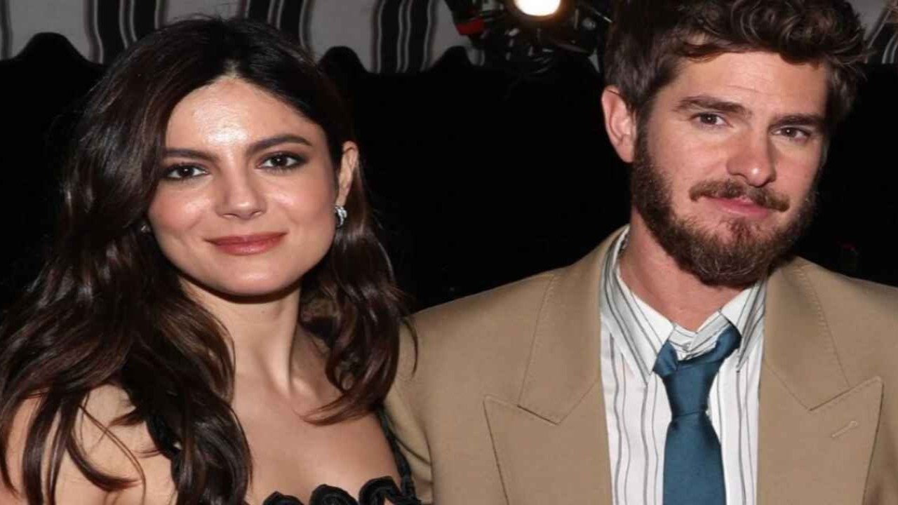 Monica Barbaro and Andrew Garfield (CC: Getty Images) Monica Barbaro and Andrew Garfield (CC: Getty Images)