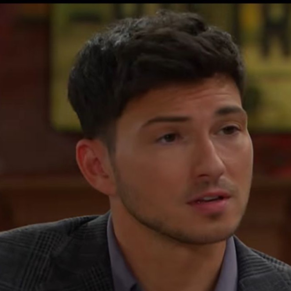 Days of Our Lives Spoilers: Will Sarah Survive a Shocking Allergic Reaction During Her Mini-Moon?