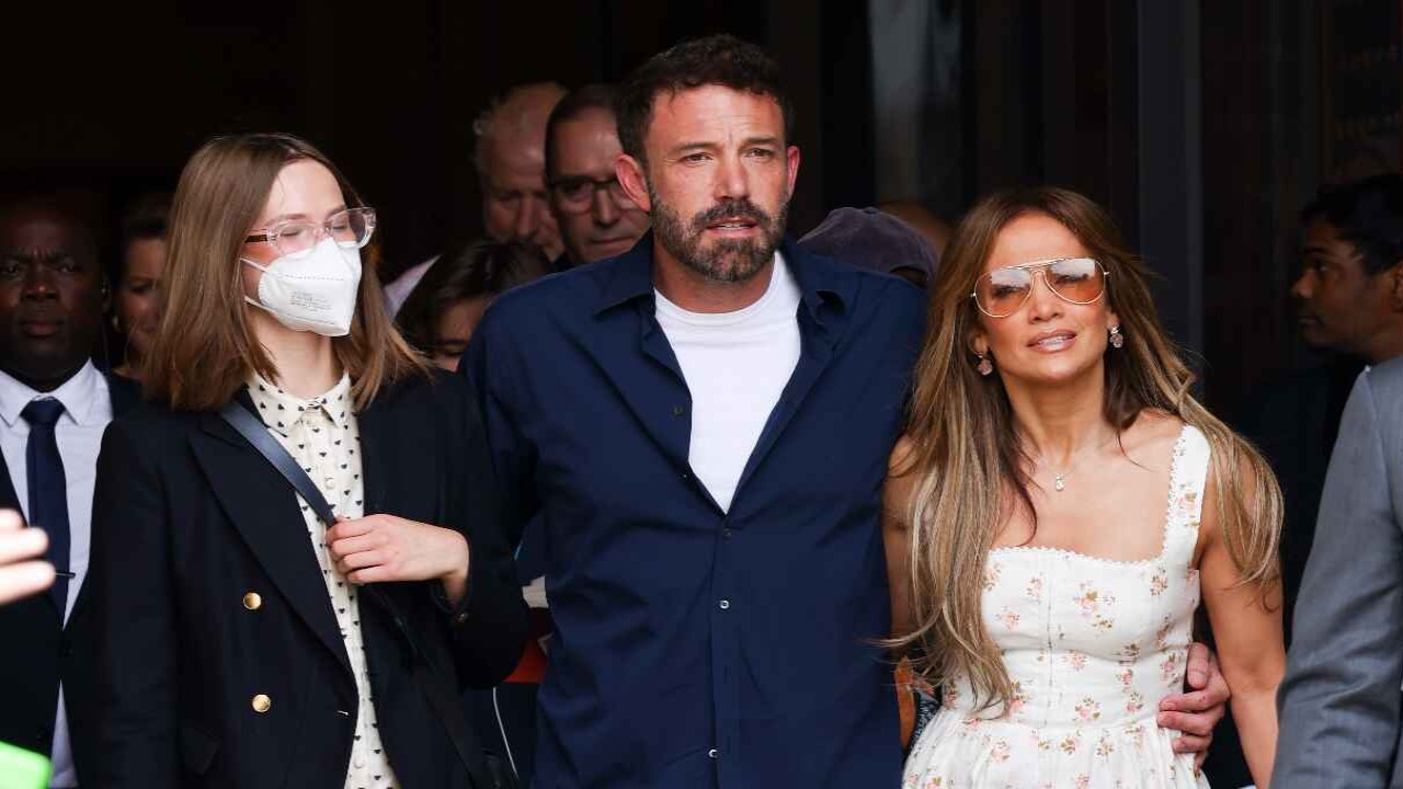 Violet Affleck Recalls Debating With Mom Jennifer Garner About THIS During L.A. Wildfir... Violet Affleck Recalls Debating With Mom Jennifer Garner About THIS During L.A. Wildfir...