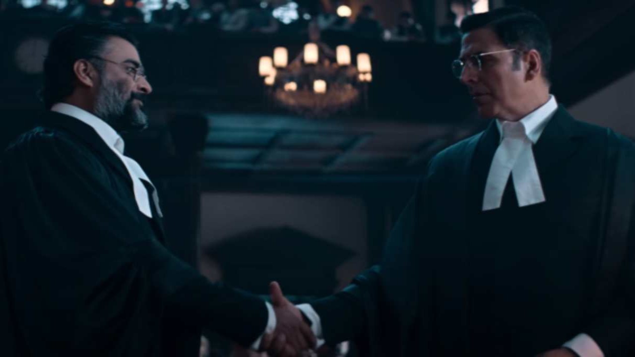 Picture courtesy: Dharma Productions/YouTube Kesari 2 Box Office Collection Day 27: Akshay Kumar and R Madhavan's film on Jallianwala Bagh massacre nets Rs 60 lakh