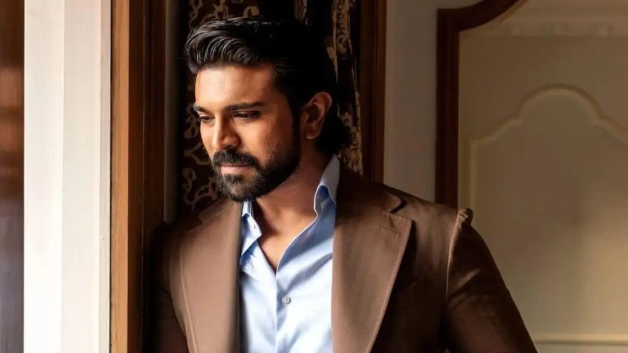 Ram Charan strikes a similar pose alongside his unique wax statue and fans can’t keep calm (PC: Ram Charan, IG) Ram Charan strikes a similar pose alongside his unique wax statue and fans can’t keep calm