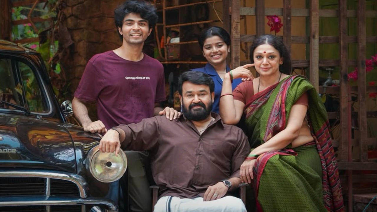 Mohanlal in Thudarum thudarum
